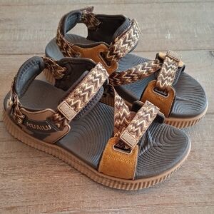 Kuailu Women's Brown & Tan Walking/Hiking/Outdoor Performance Sandals (US 7)